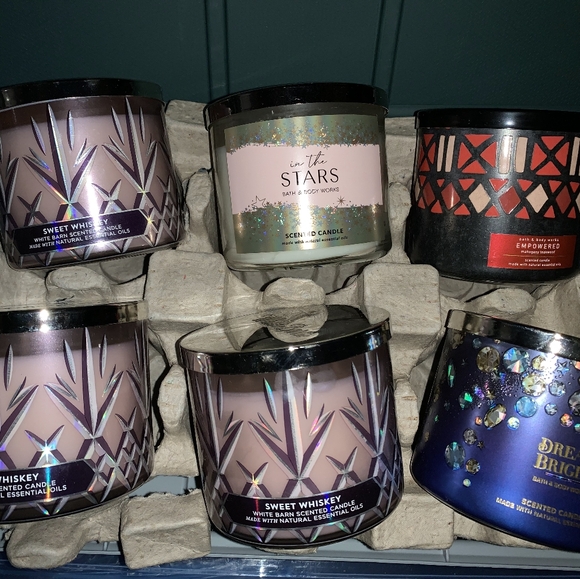 Bath And Body Works and Yankee Candle Candles - As shown. Willing to sell separa - Picture 6 of 16